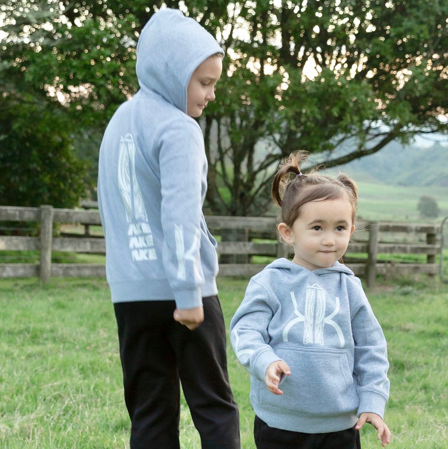 Жing Kosta HOODIE - KIDS DROP18